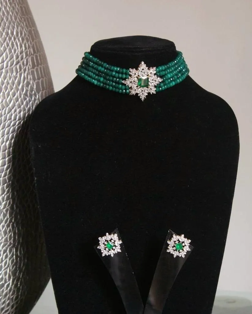 Cute Choker green Diamond Necklace Set