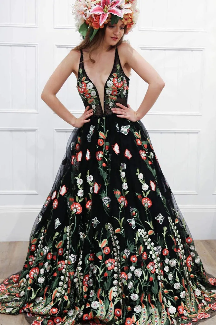 Gorgeous Black Floral Embroidered Prom Dress