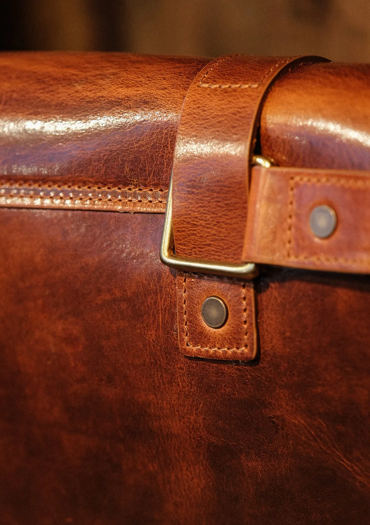 Luxury Saddle Leather Satchel - Tan