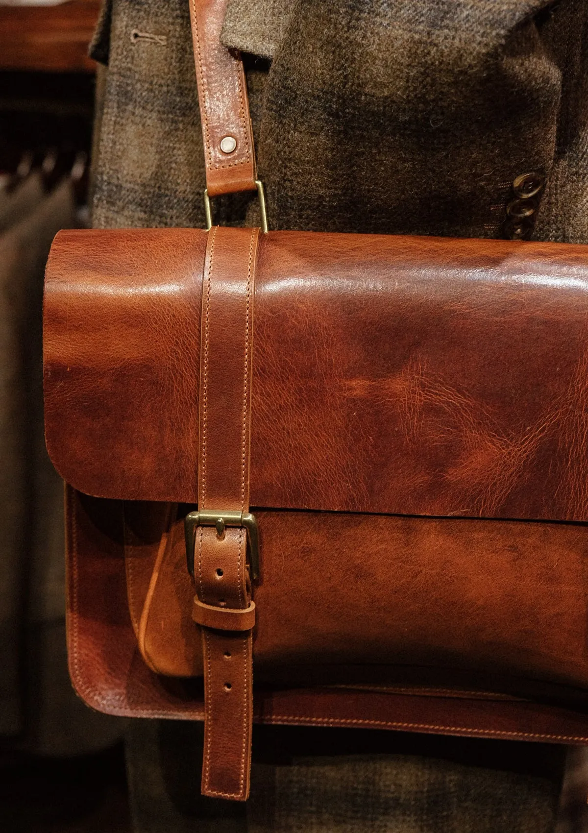 Luxury Saddle Leather Satchel - Tan