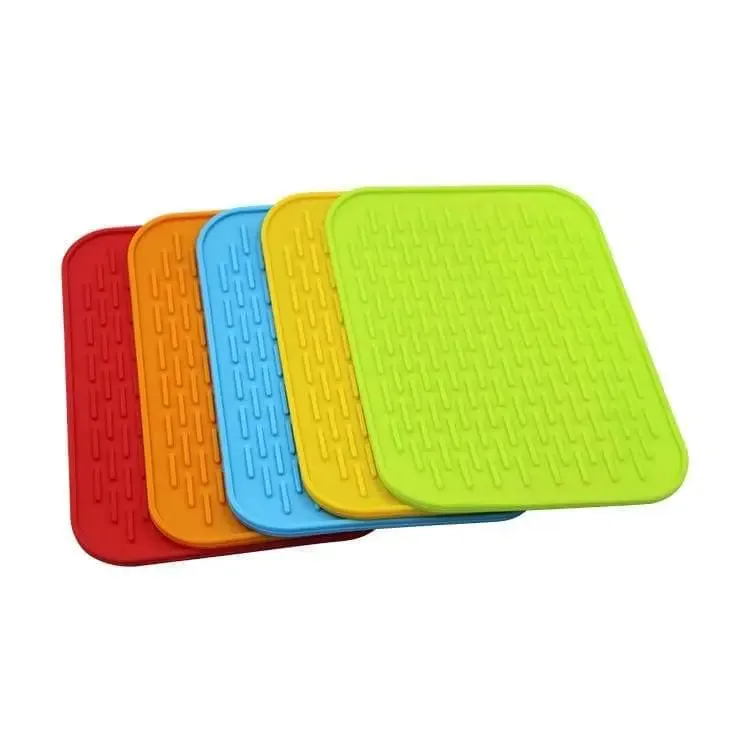 Soft silicone table mat anti slip heat resistant kitchen pad dish coaster