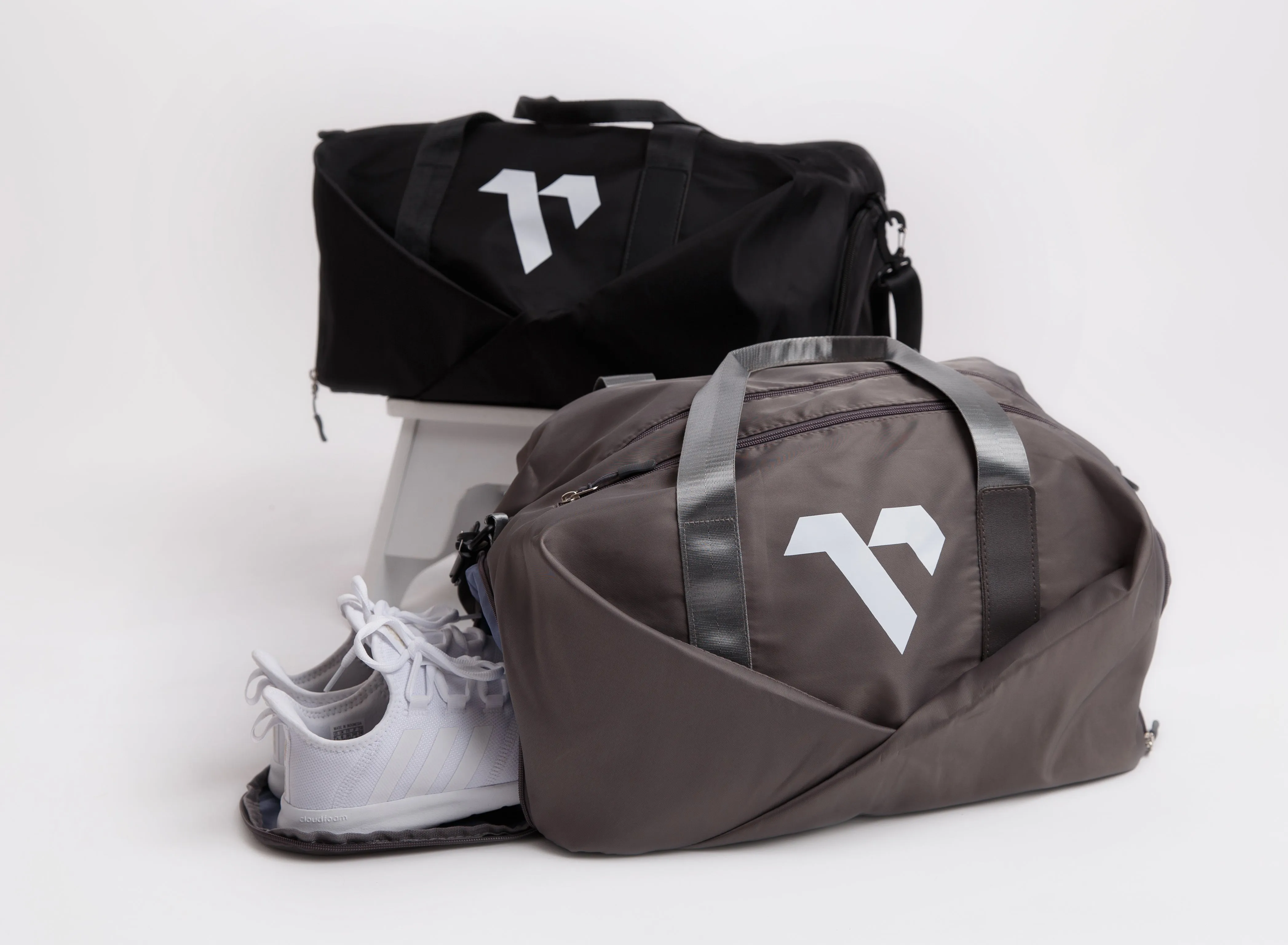 VNCNT Gym Bag - Dark Grey